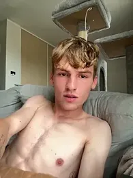 Charlycki webcam model stream image