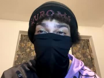 peachy_plum webcam model stream image