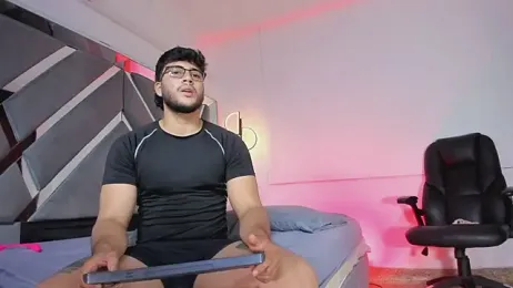 MikeandLucy webcam model stream image