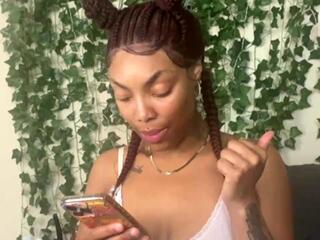 Simone Money webcam model stream image