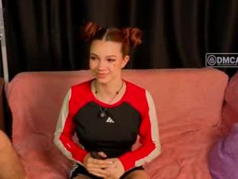 _teaseandplease_ webcam model stream image
