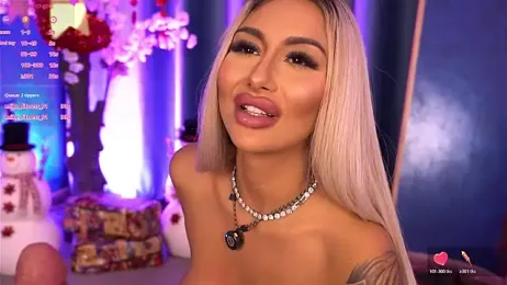 GoldenAmber webcam model stream image