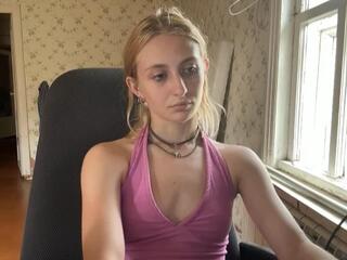 Meri Stlouis webcam model stream image