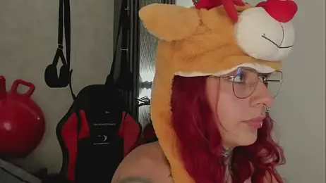 selene_red_ webcam model stream image