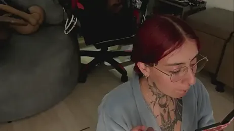 selene_red_ webcam model stream image