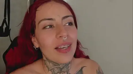 selene_red_ webcam model stream image