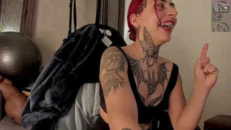 selene_red_ webcam model stream image