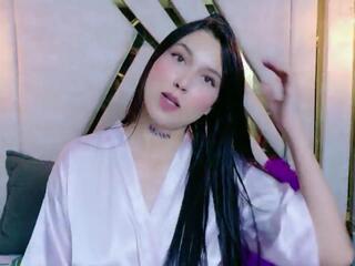 Cloe Joness webcam model stream image