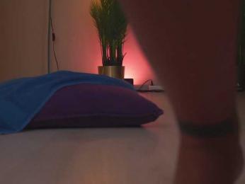 NyraNoble webcam bongacams model stream image