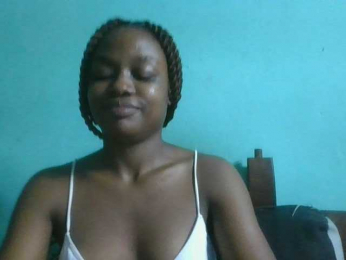 Labella204 webcam bongacams model stream image