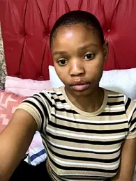 BondiBitch webcam model stream image