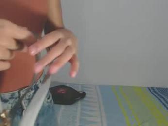 kalifah_ webcam model stream image