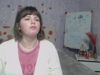 Stacey L webcam model stream image