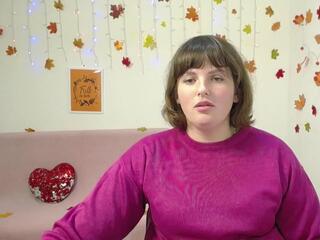 Stacey L webcam model stream image