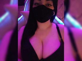 Estherr webcam model stream image