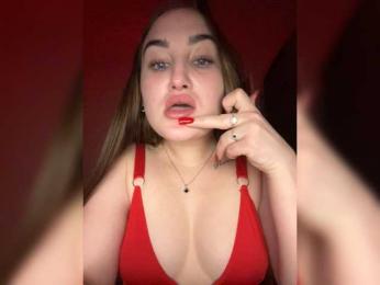 Elaine-Bell webcam bongacams model stream image