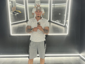 YoucefThompson webcam model stream image