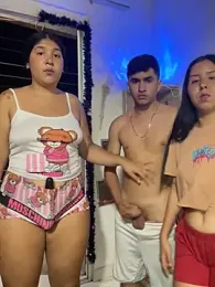 royalgirls_x webcam model stream image