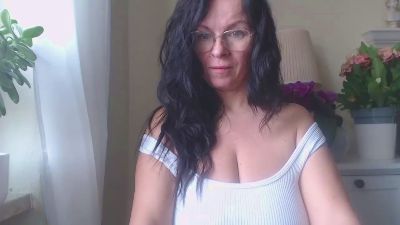 Helen_Wild webcam cam4 model stream image