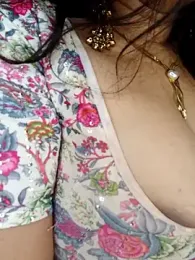 Aarna111 webcam stripchat model stream image