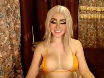 thequeenisback webcam model stream image