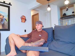 Marko Toro webcam flirt4free model stream image
