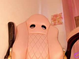 mia-royal webcam model stream image