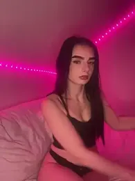 AdelinaAlia webcam model stream image