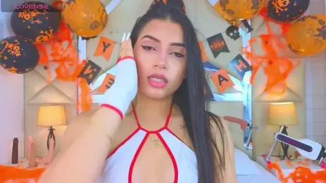 Tiphani_walker_ webcam model stream image