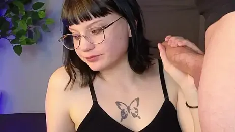 Dunder_Mifflin_ webcam model stream image