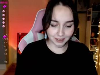 daien_halpert webcam model stream image