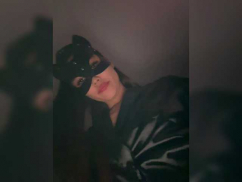 Azia_love_ webcam model stream image