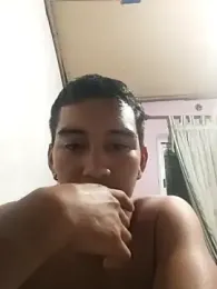 X_xtomas_x webcam model stream image