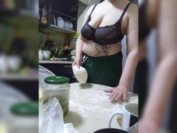 Madcouple webcam bongacams model stream image