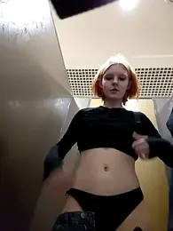 NinaParri webcam model stream image