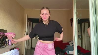 AshtonHutyra webcam model stream image