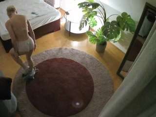 voyeurcam-julmodels-whitebed-5 webcam model stream image