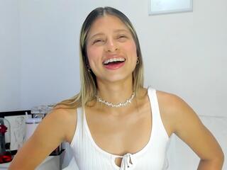 Davina Rose webcam model stream image