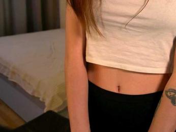 SarahRude webcam bongacams model stream image
