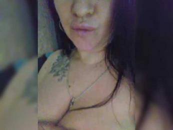Nikoletta25 webcam bongacams model stream image