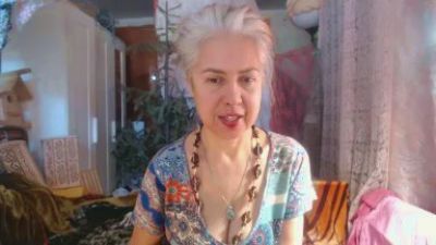 Ulduuz webcam cam4 model stream image