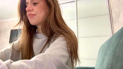 LaurieKempkens webcam model stream image