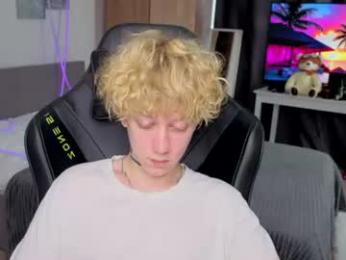 em_chipsi webcam model stream image