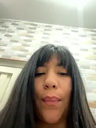 kim_monti webcam model stream image