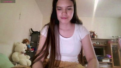 ArlyneSwilling webcam model stream image