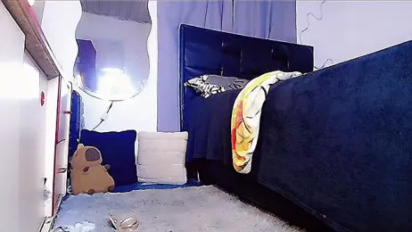 Rashell- webcam stripchat model stream image