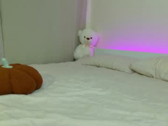 charming_bliss webcam model stream image