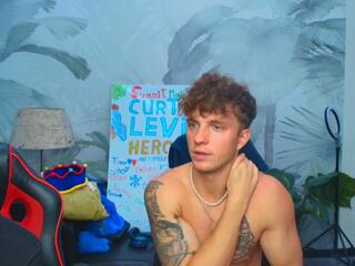 Curt & Levi webcam model stream image