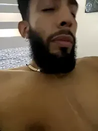 Zyan_Moratto webcam model stream image