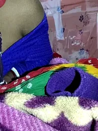 Your-Manu webcam model stream image